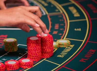 cach bat hoa trong baccarat la gi